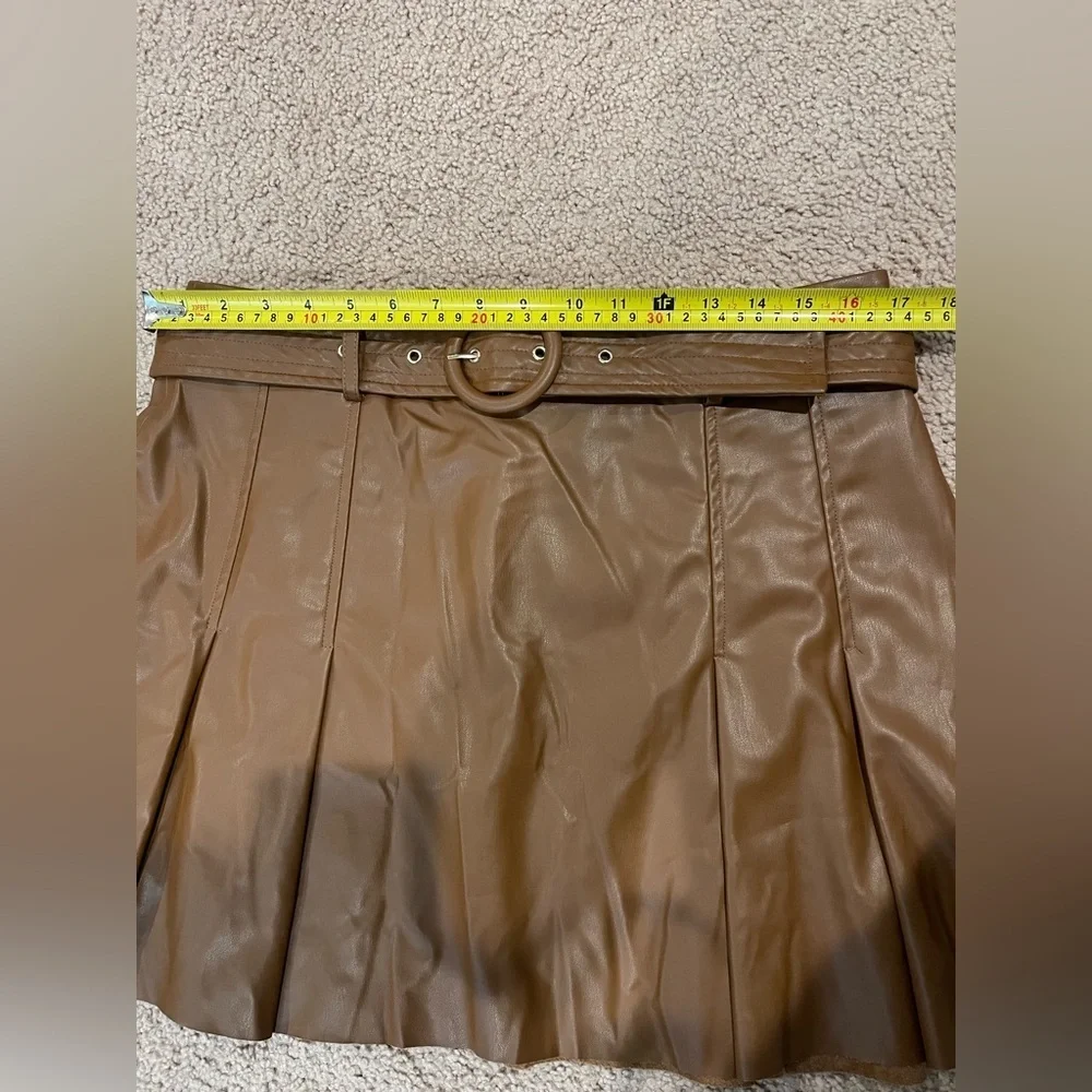 ZARA ChocoBrown Faux Leather Pleated Mini Skirt with Belt